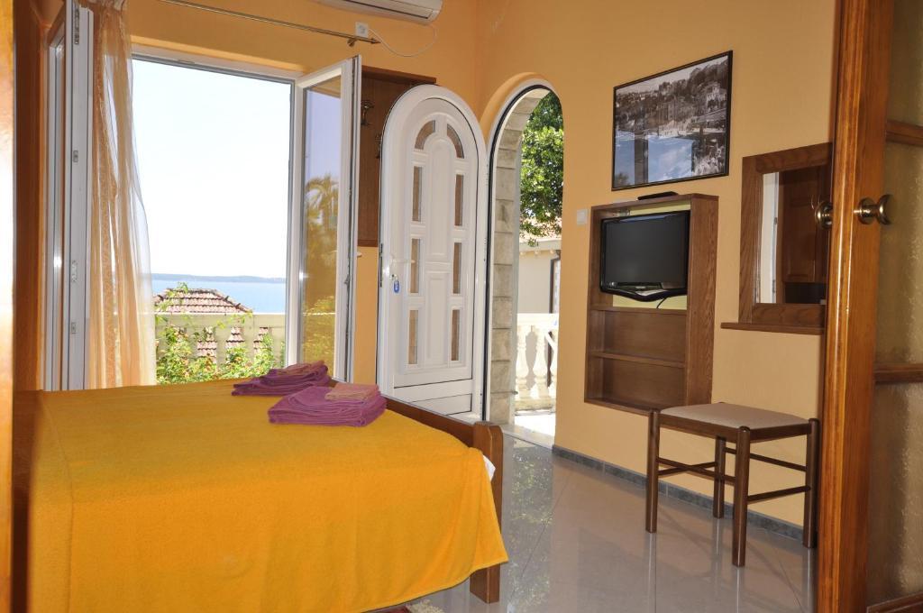 Garni Hotel Bokeska Noc Herceg Novi Kültér fotó